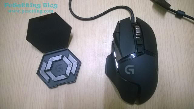 G502 RGB滑鼠表面及砝碼盒內有5個3.6g砝碼-g502rgb041